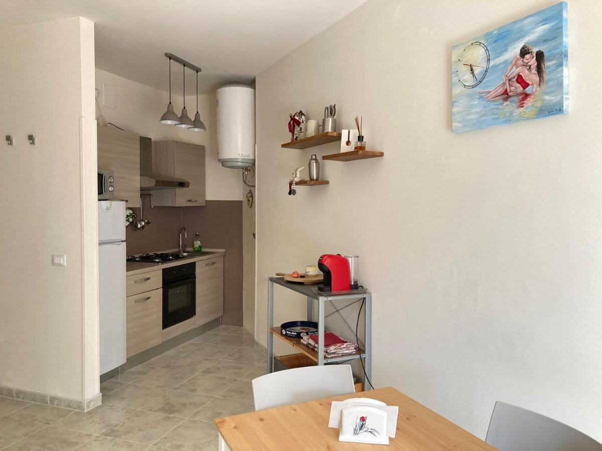 Appartamento A Peschiera Del Garda Con Piscina Buitenkant foto